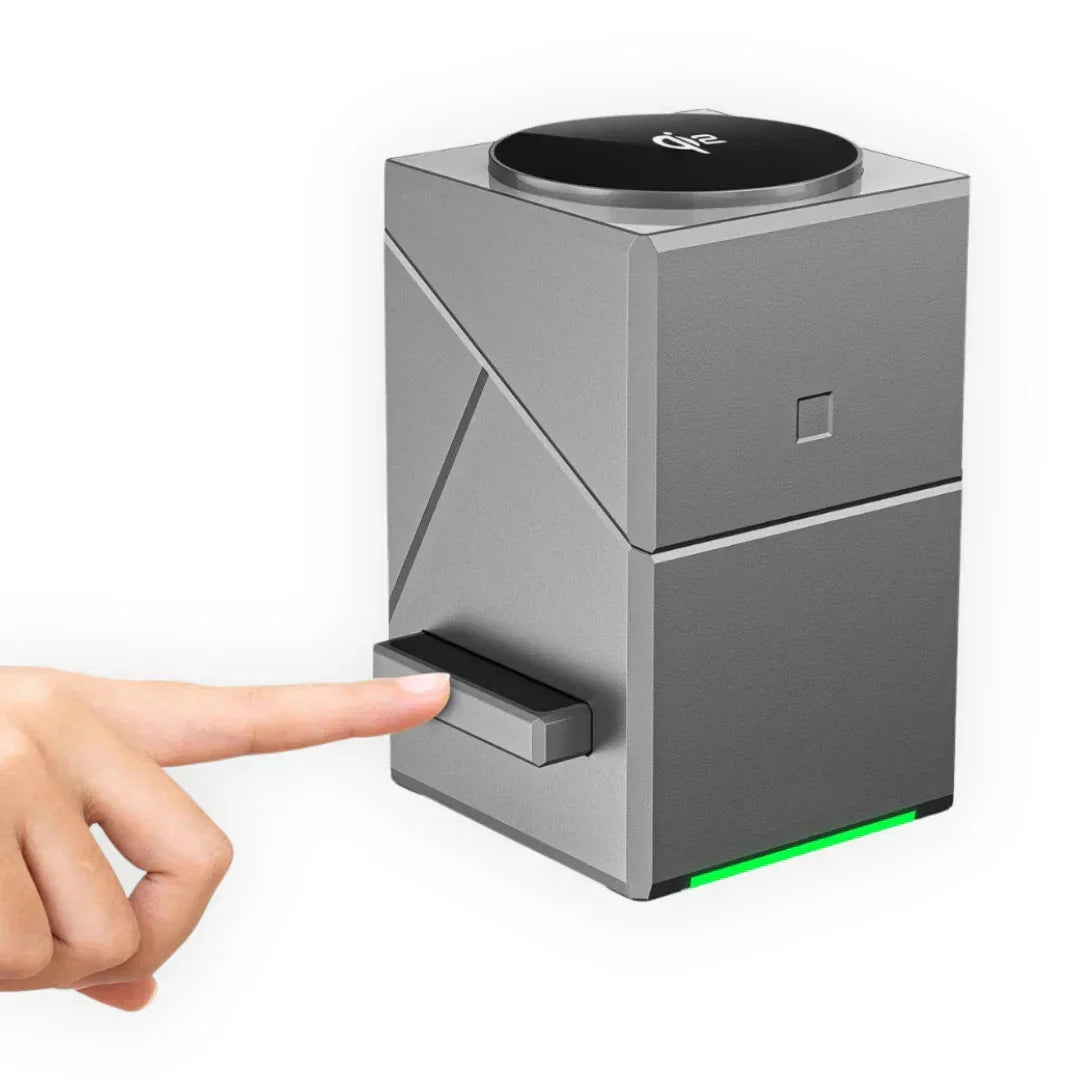 3 - in - 1 Wireless Charging Cube - RAS online hub